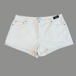 Abercrombie & Fitch Curve Love 90s Relaxed Cut Off Shorts Womens 36 Clean Girl